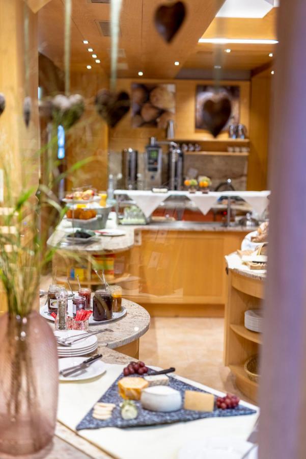 Hotel Walserberg Warth  Bagian luar foto