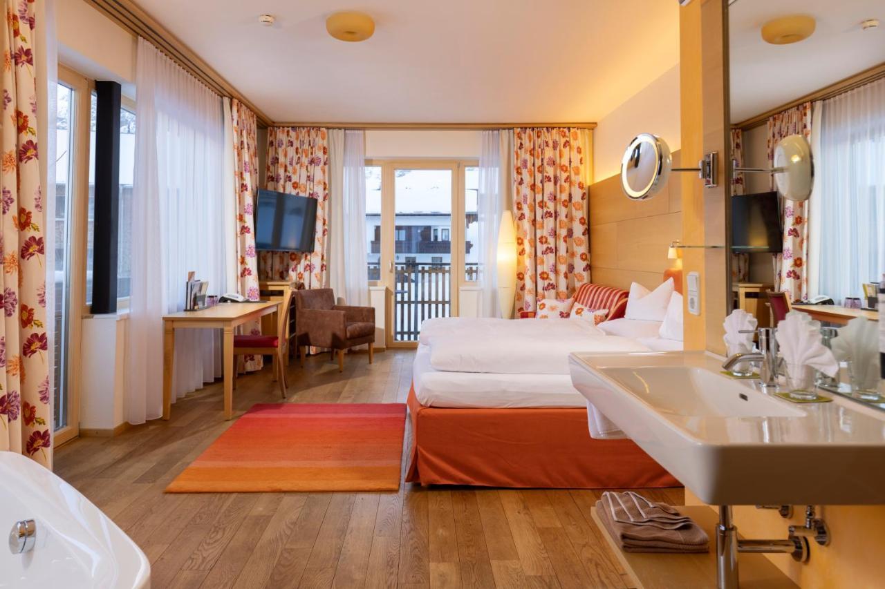 Hotel Walserberg Warth  Bagian luar foto