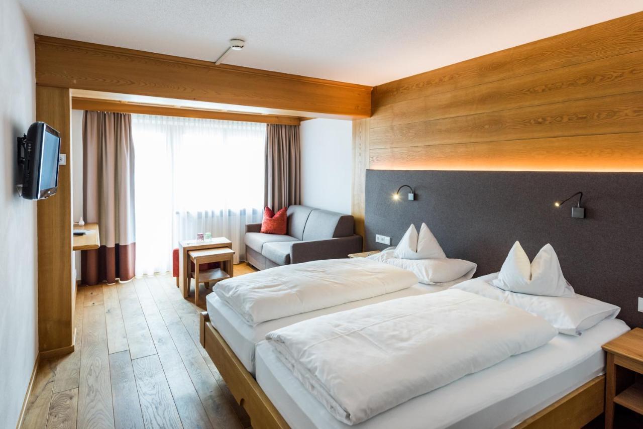 Hotel Walserberg Warth  Bagian luar foto