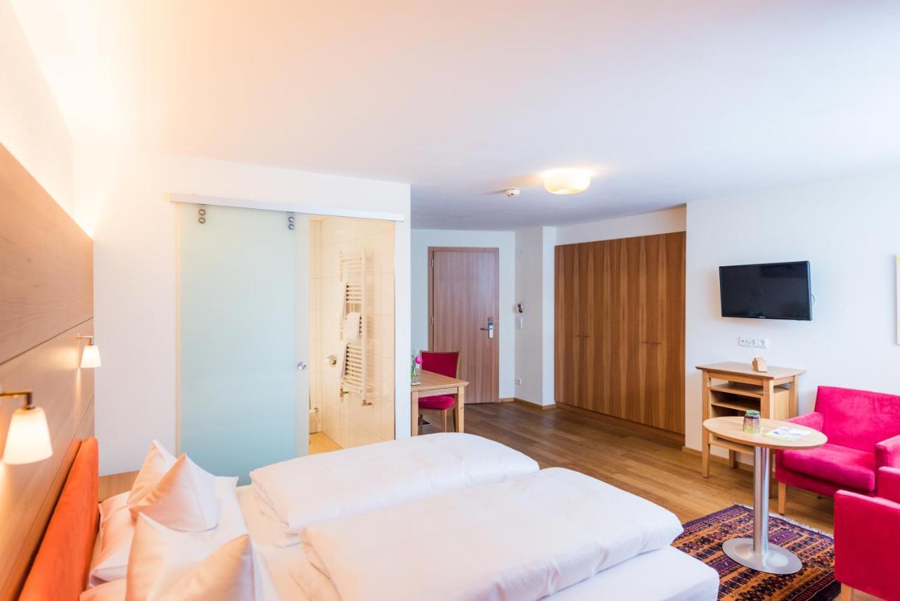 Hotel Walserberg Warth  Bagian luar foto
